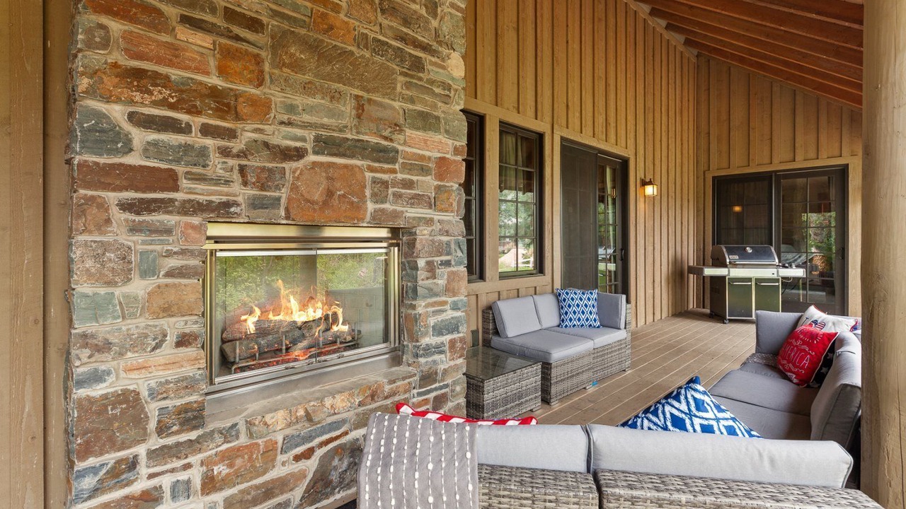Photo of Livingroom in Dover Bay