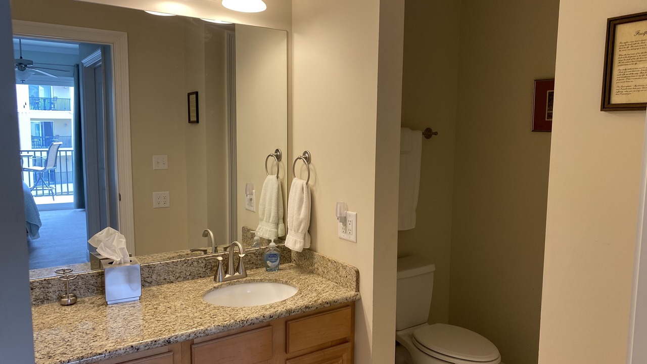 Photo of Bathroom in Henderson Point
