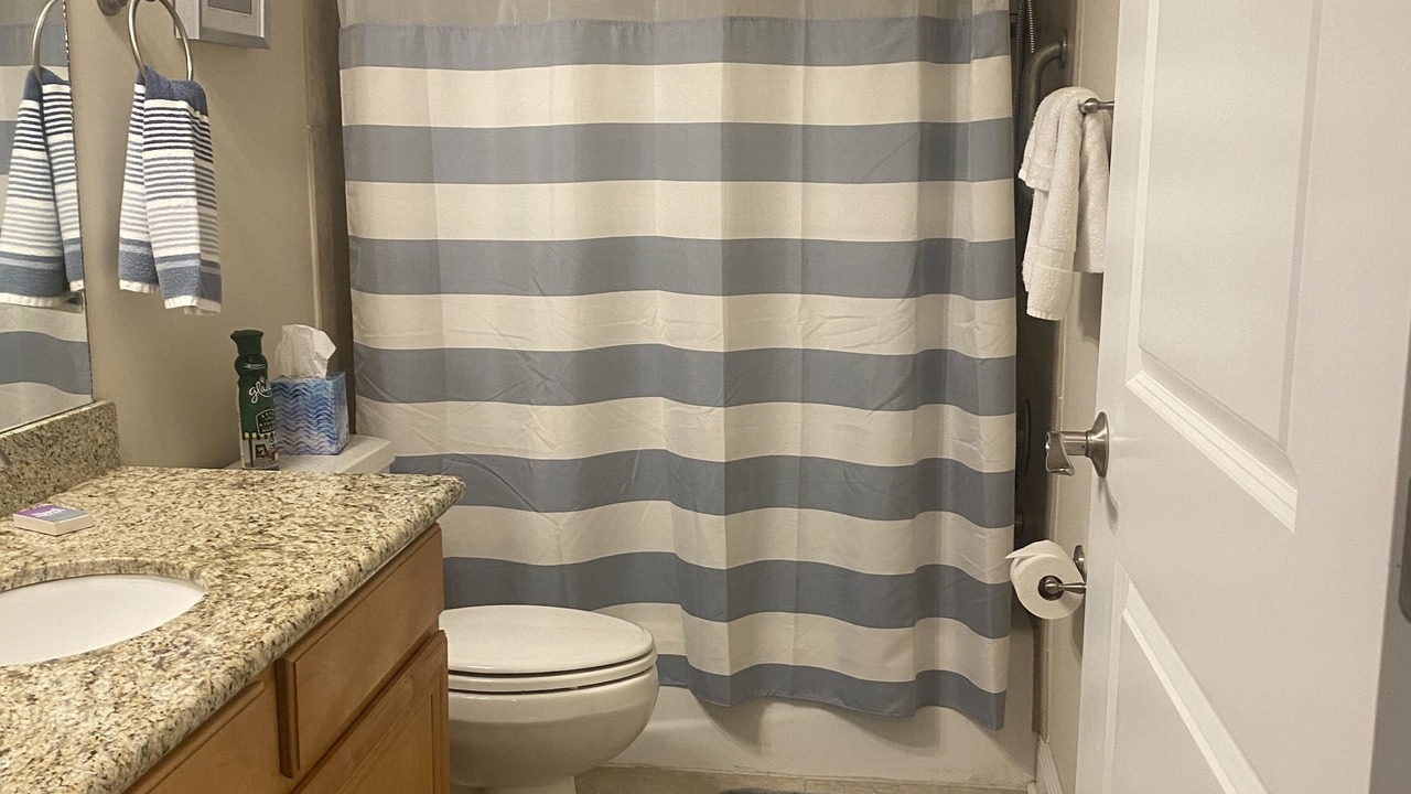 Photo of Bathroom in Henderson Point