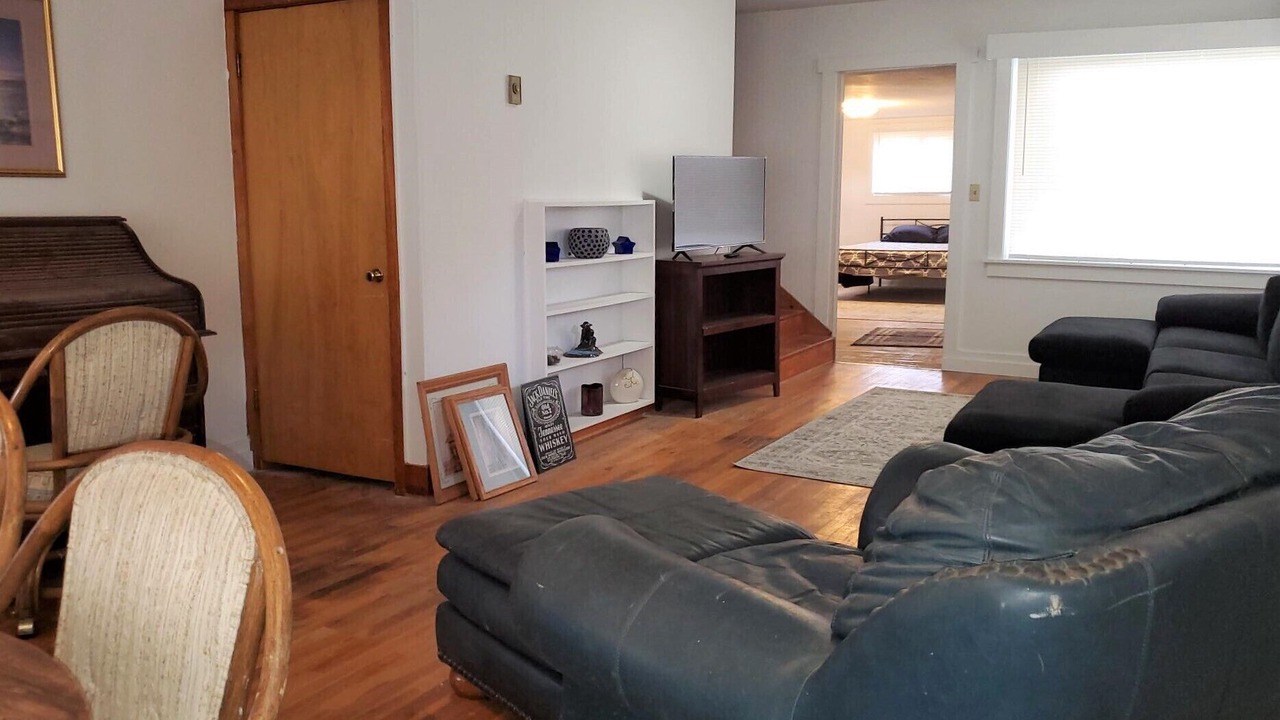 Photo of Bedroom in Salmon