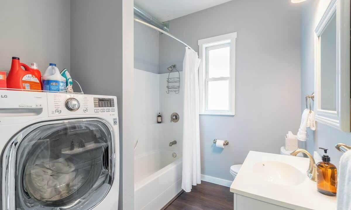 Photo of Bathroom in Fremont