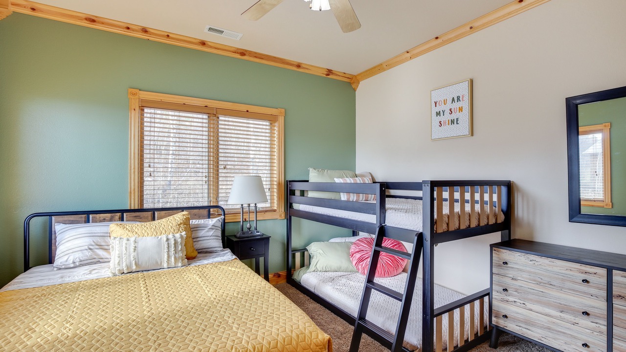 Photo of Bedroom in Lead