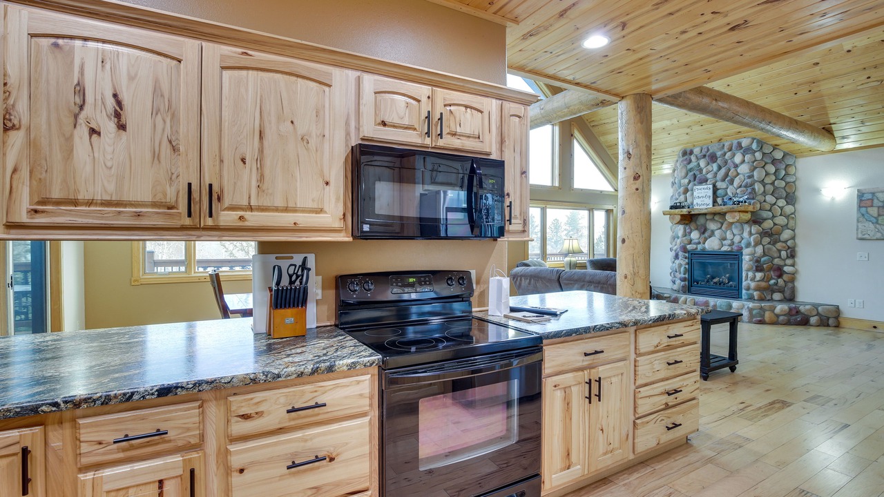 Photo of Kitchen in Lead