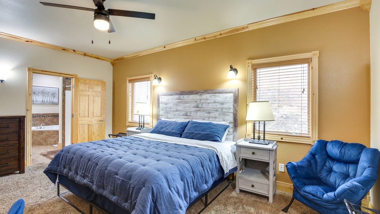 Photo of Bedroom in Lead