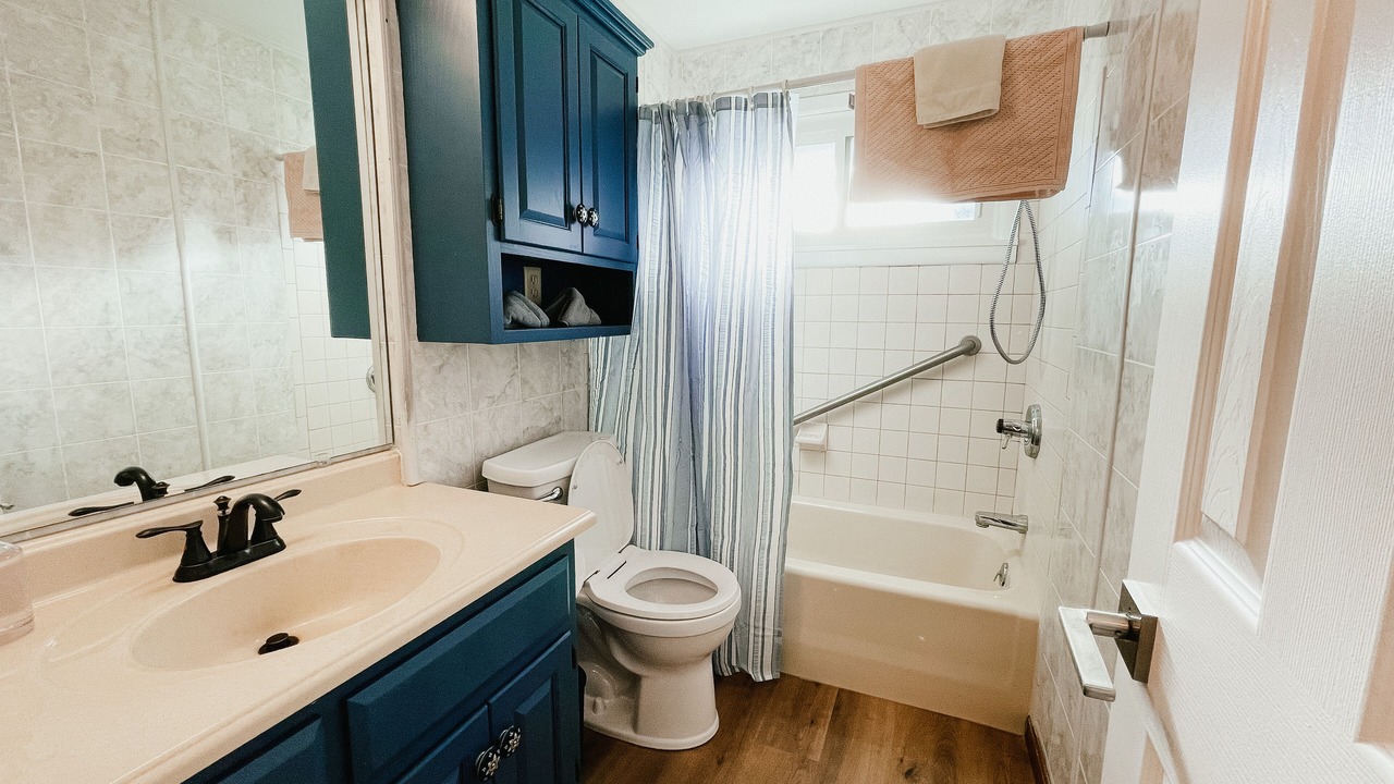 Photo of Bathroom in Millersburg