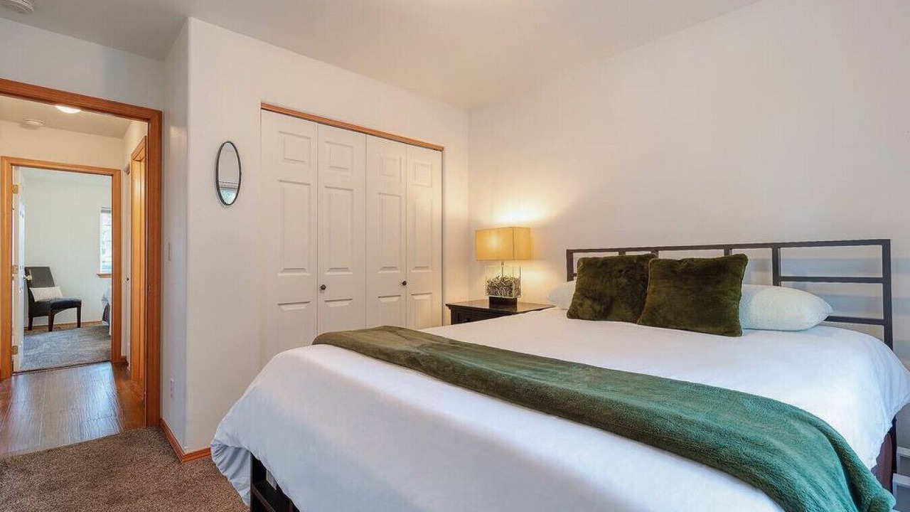 Photo of Bedroom in College Place