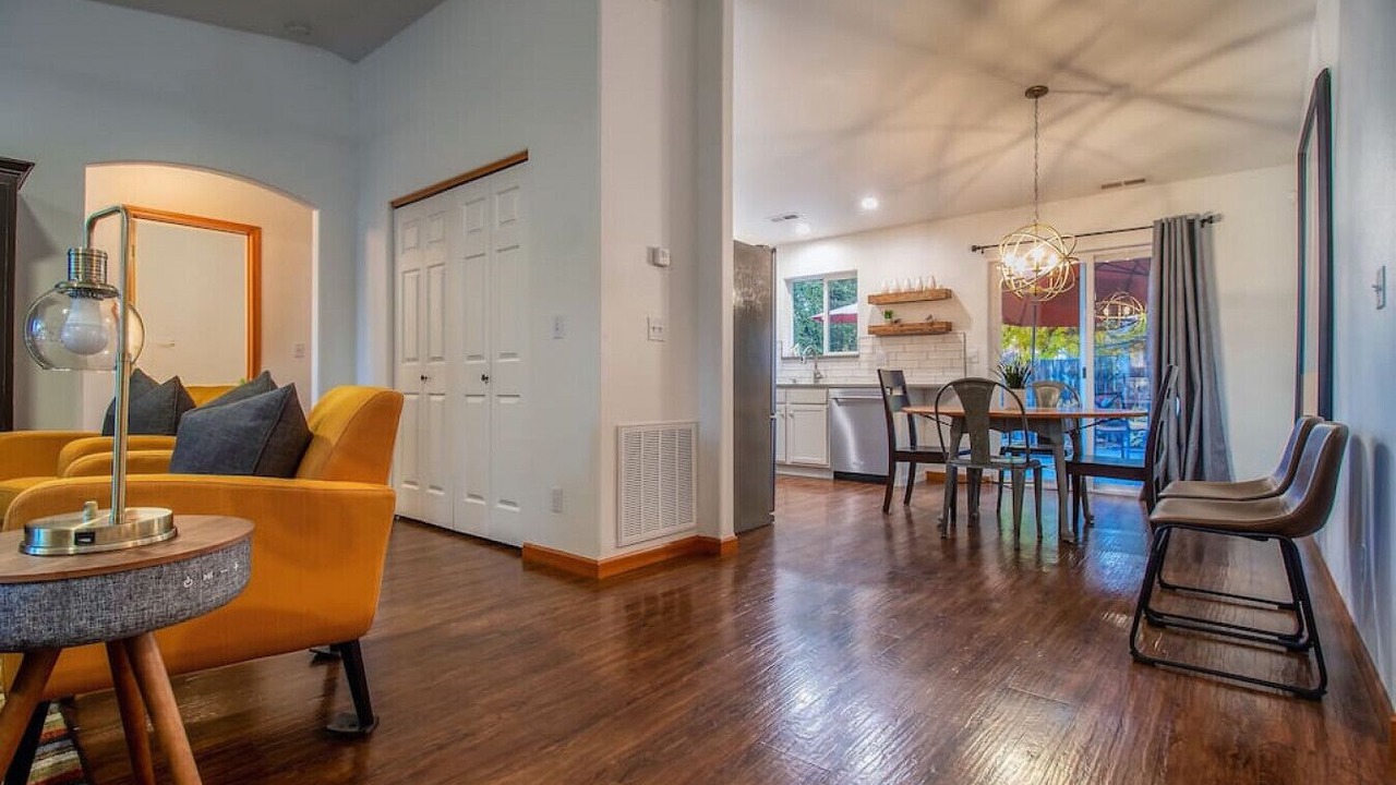 Photo of Livingroom in College Place