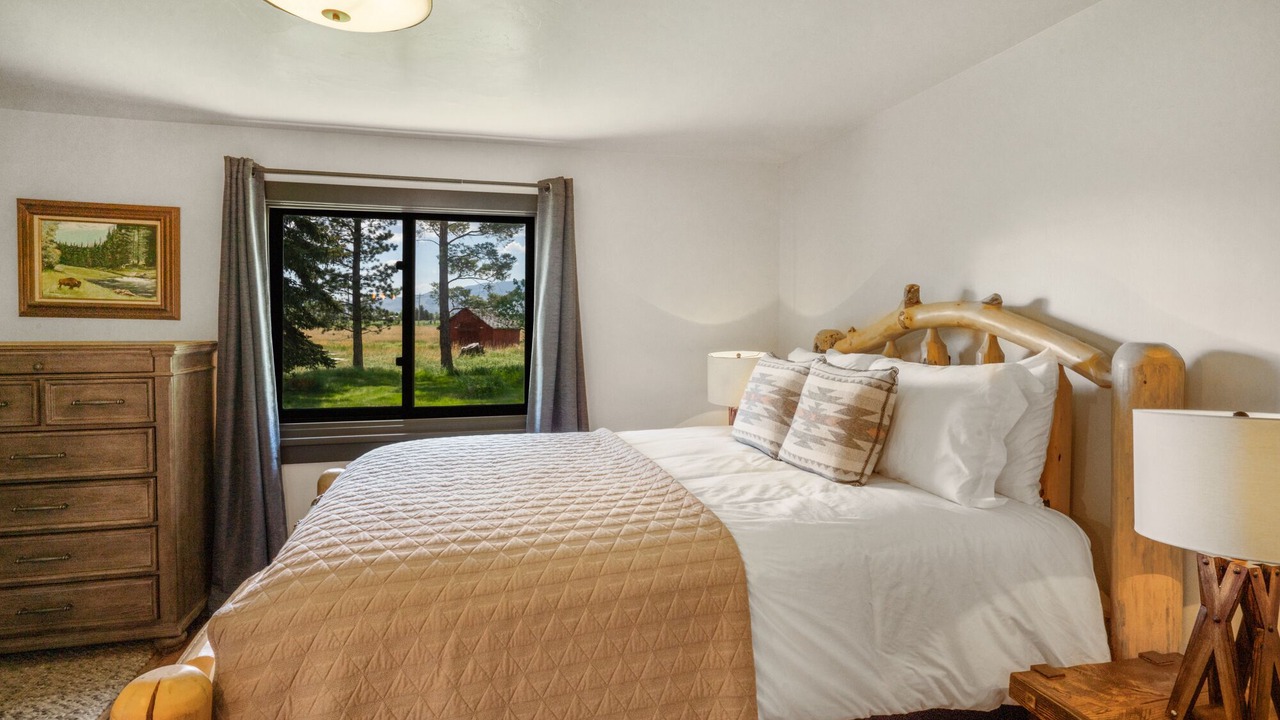 Photo of Bedroom in Livingston