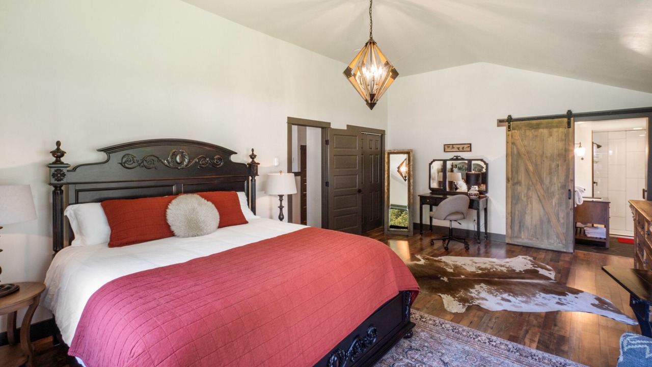 Photo of Bedroom in Livingston