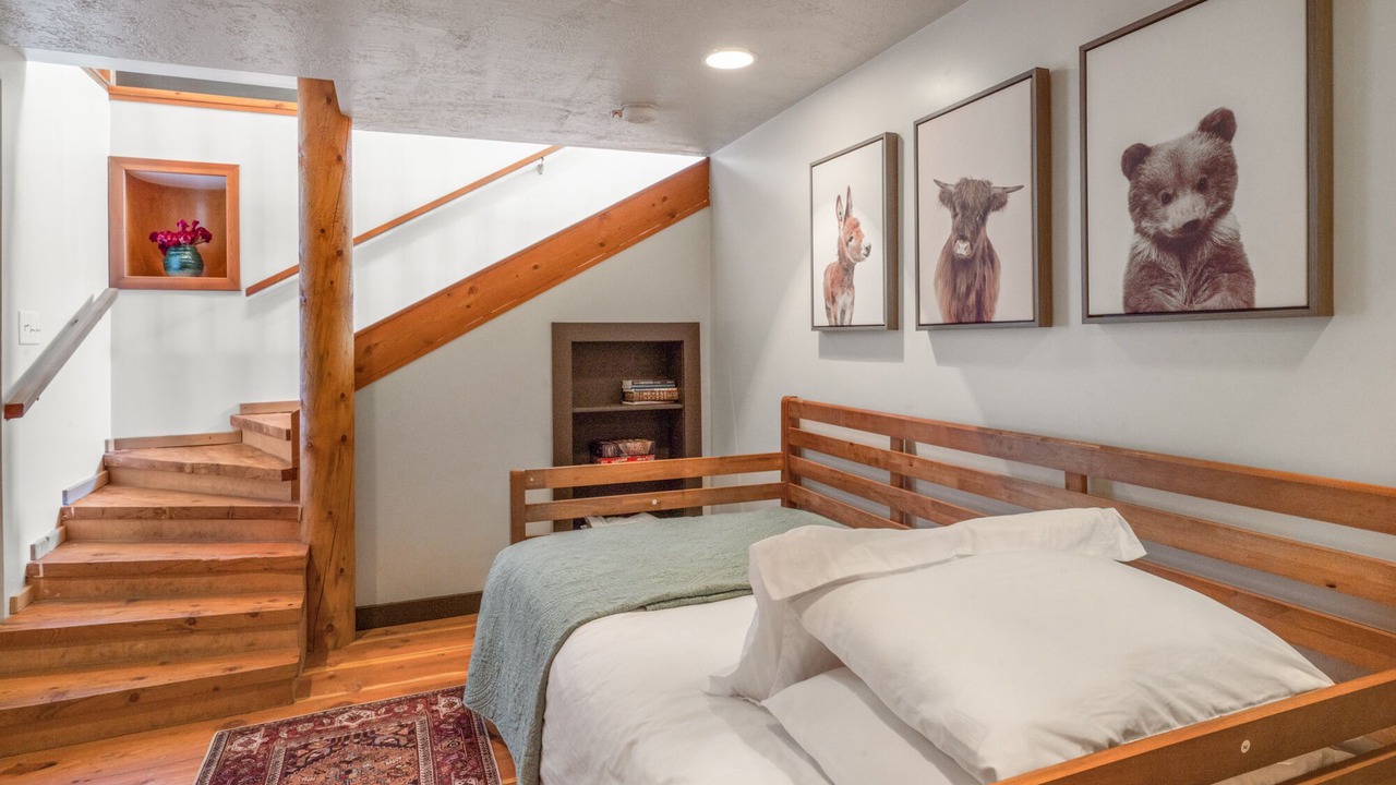 Photo of Bedroom in Livingston