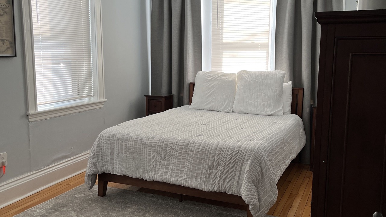 Photo of Bedroom in Packard's Corner