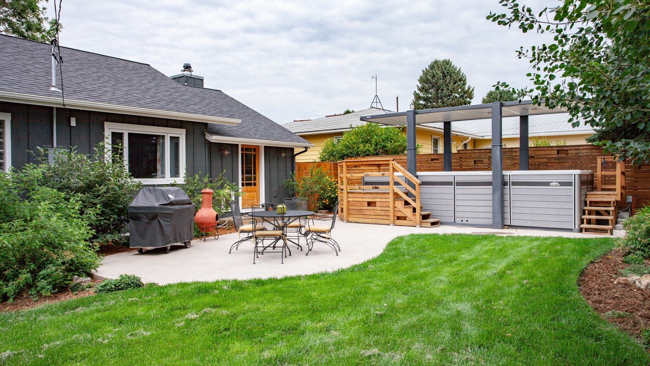 Photo of Outdoor in Livingston