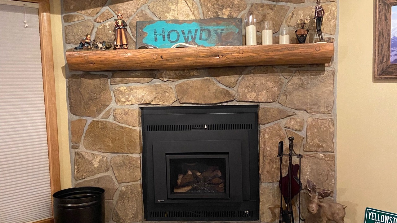 Photo of Livingroom in Big Sky