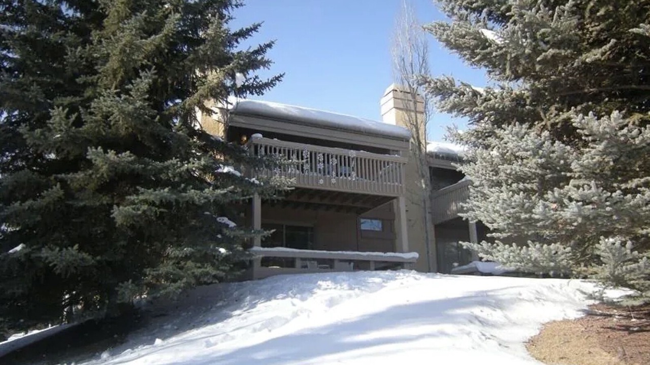 Photo of Outdoor in Elkhorn Village