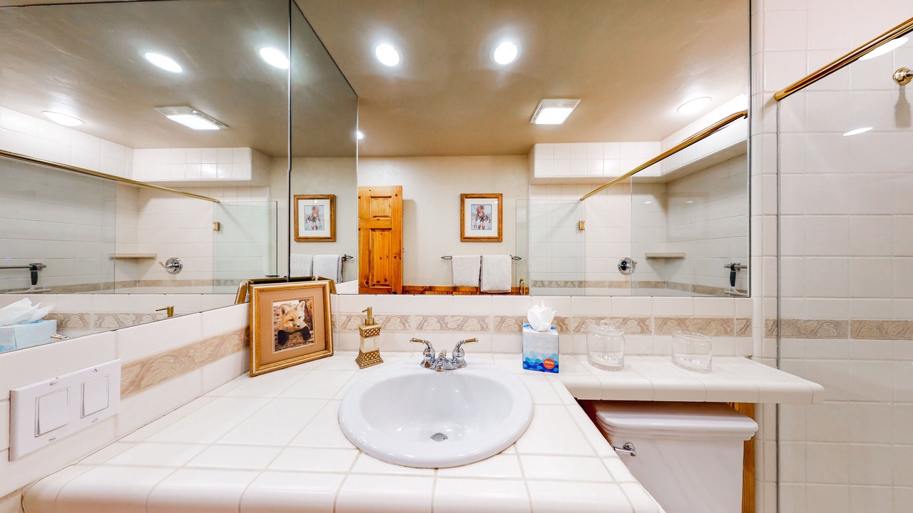 Photo of Bathroom in Warm Springs