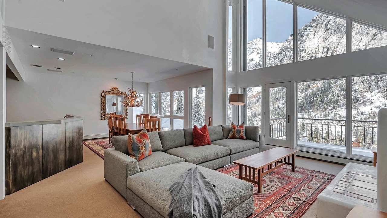 Photo of Livingroom in Salt Lake Mountain Resorts