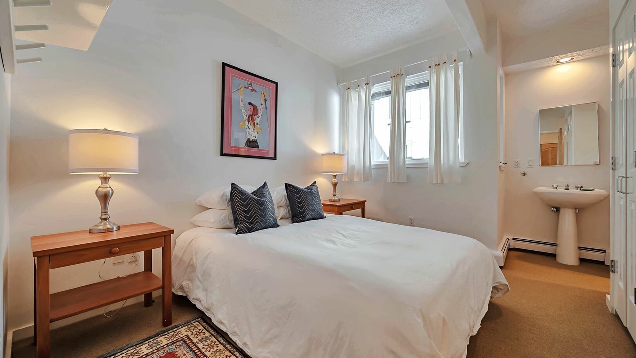 Photo of Bedroom in Salt Lake Mountain Resorts
