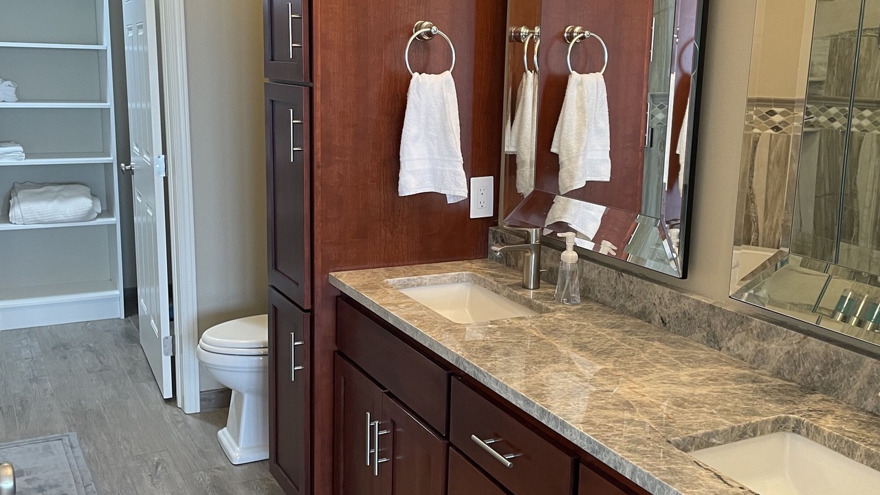 Photo of Bathroom in Arnolds Park