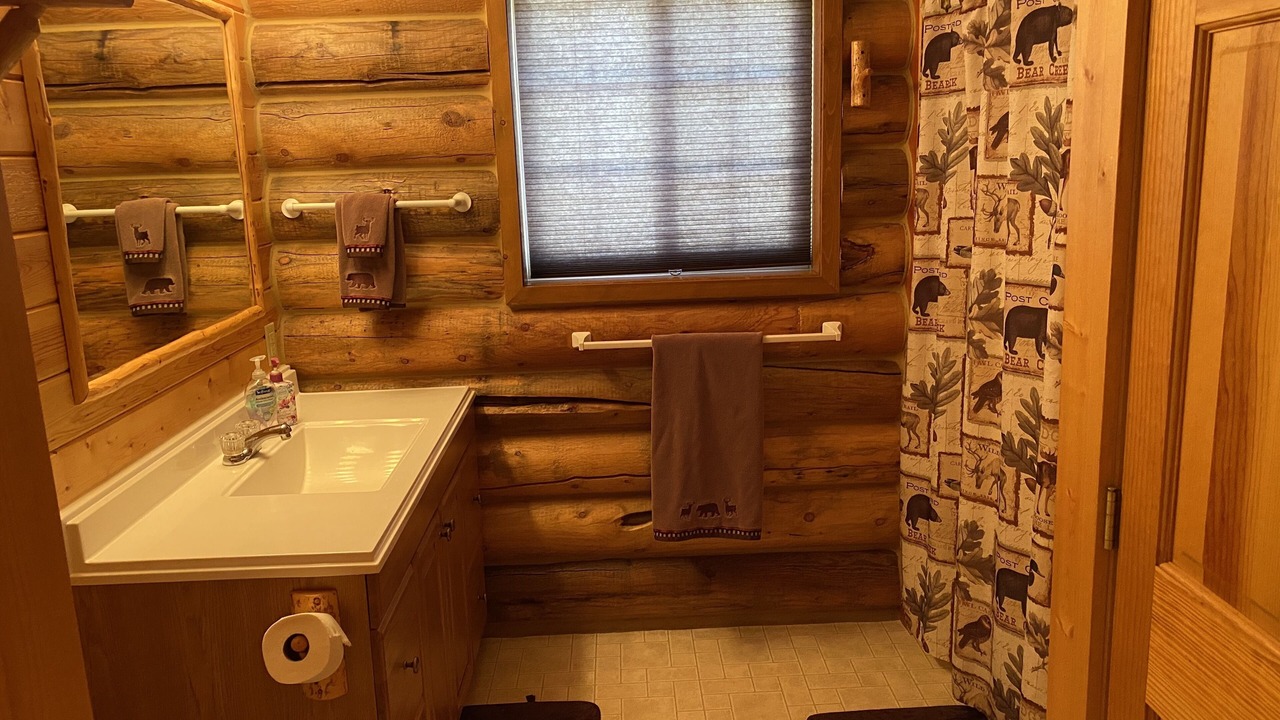 Photo of Bathroom in Dubois