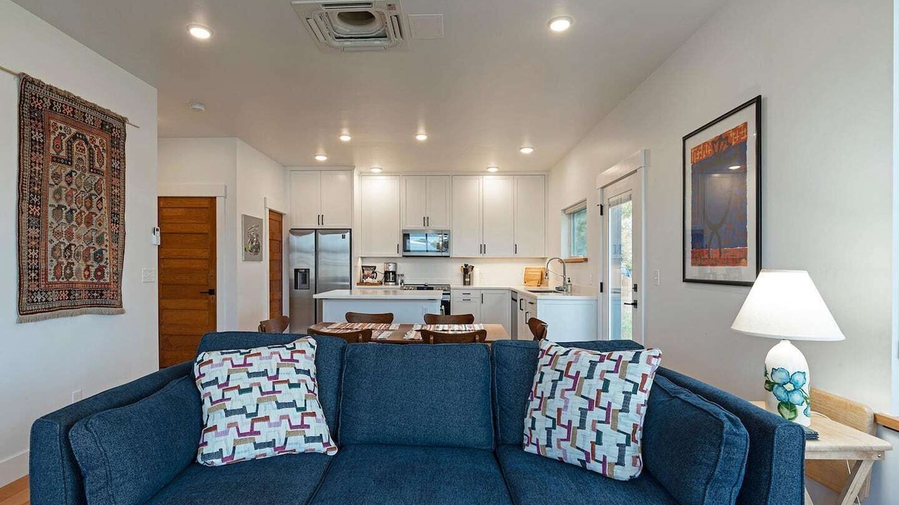 Photo of Livingroom in Rose Park