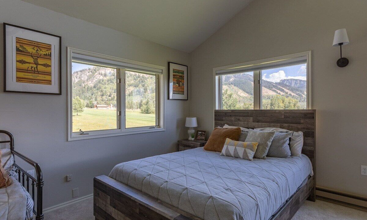 Photo of Bedroom in Thayne