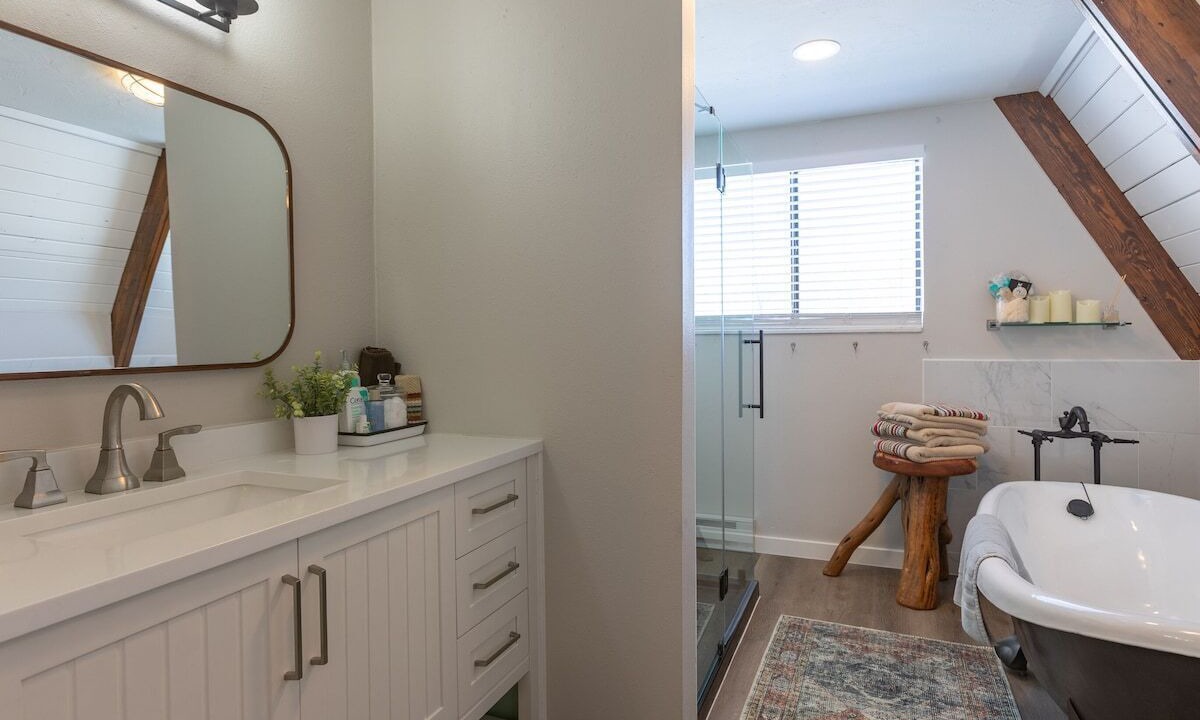 Photo of Bathroom in Thayne