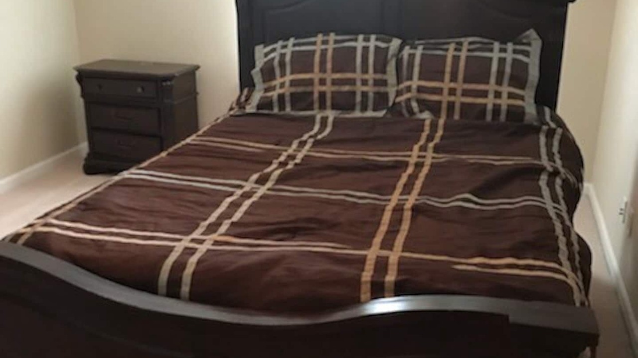 Photo of Bedroom in Oakland