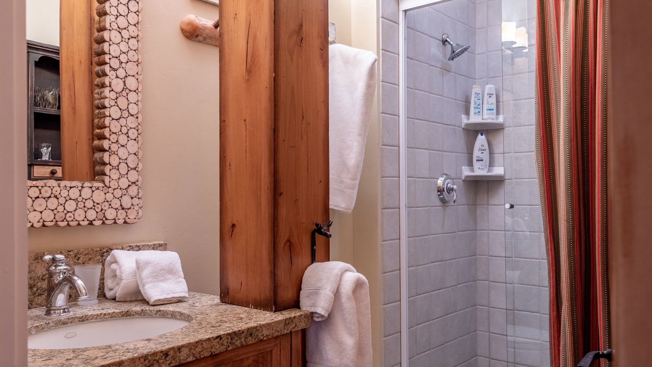 Photo of Bathroom in Elkhorn