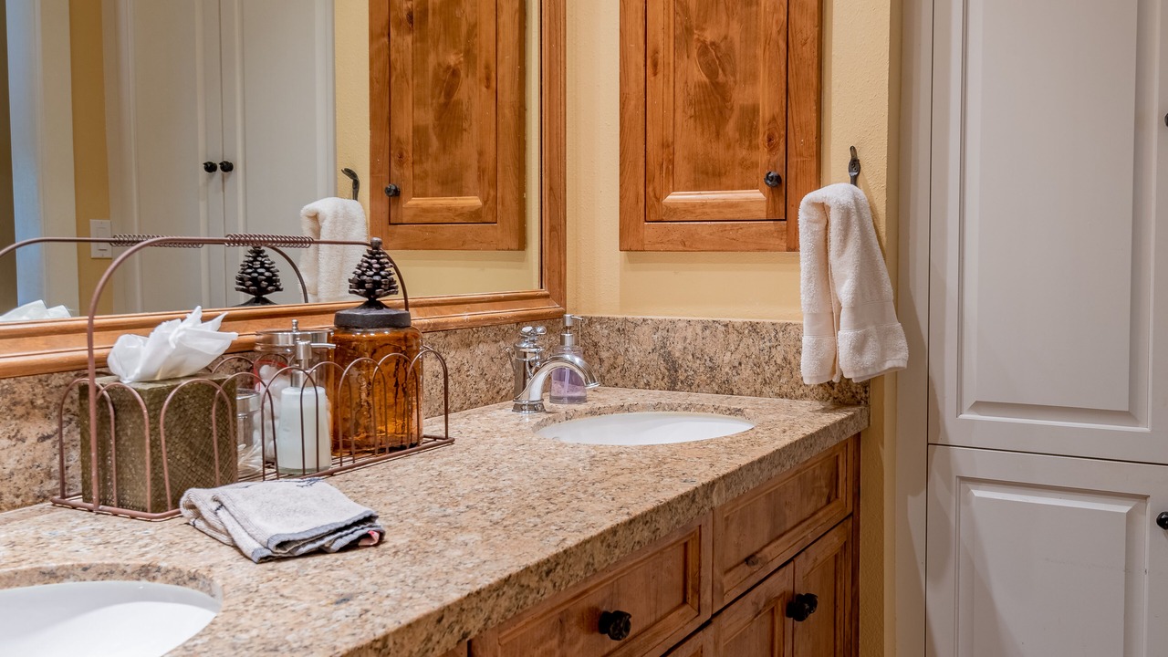 Photo of Bathroom in Elkhorn