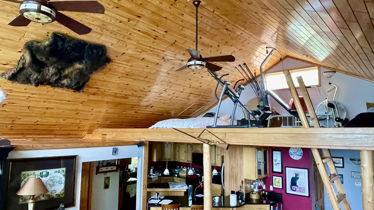 Photo of Bedroom in Lapeer