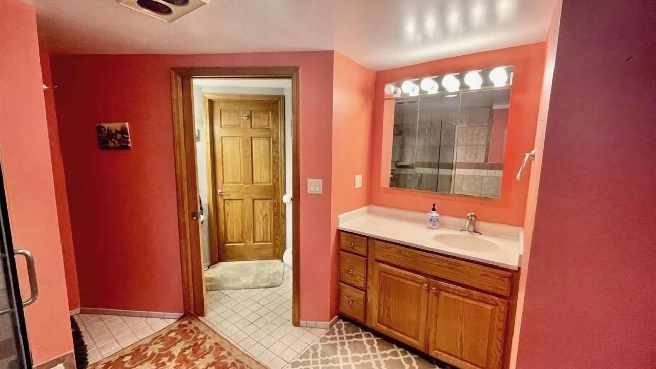Photo of Bathroom in Lapeer