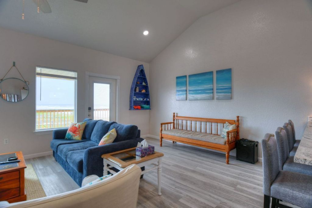 Photo of Livingroom in Surfside Beach