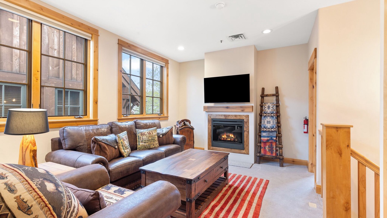 Photo of Livingroom in Big Sky