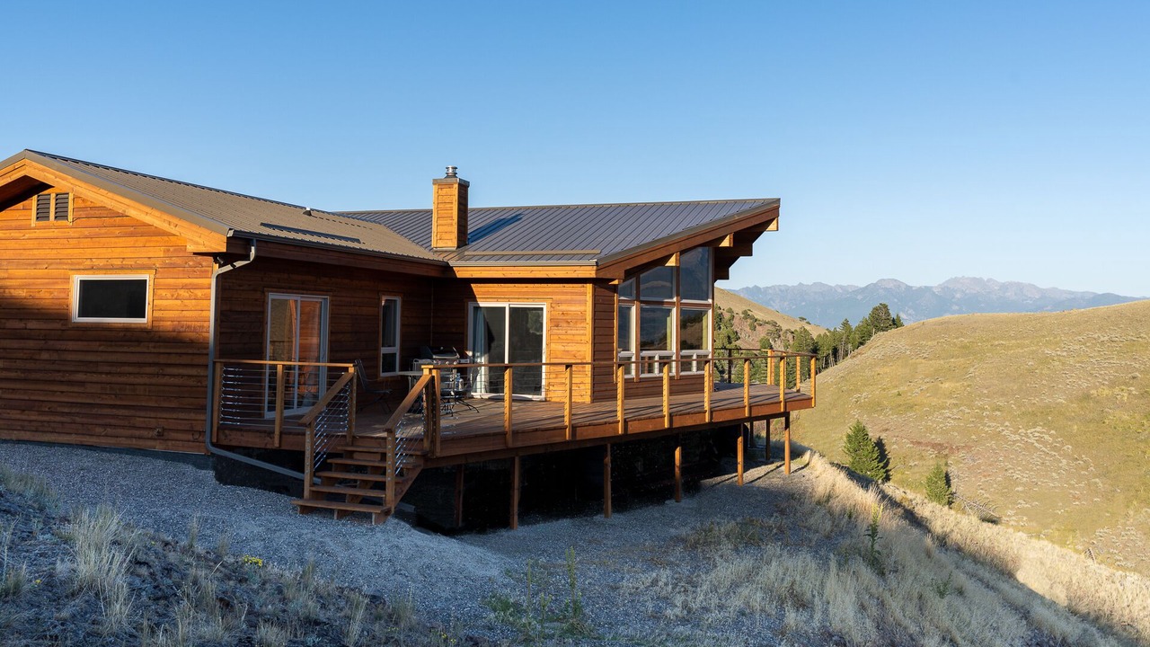 Photo of Outdoor in Emigrant