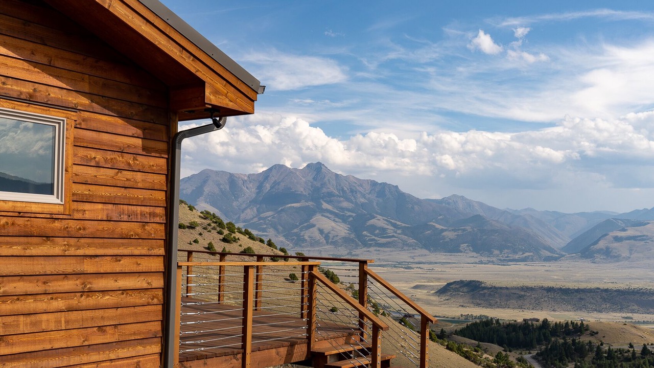 Photo of Outdoor in Emigrant