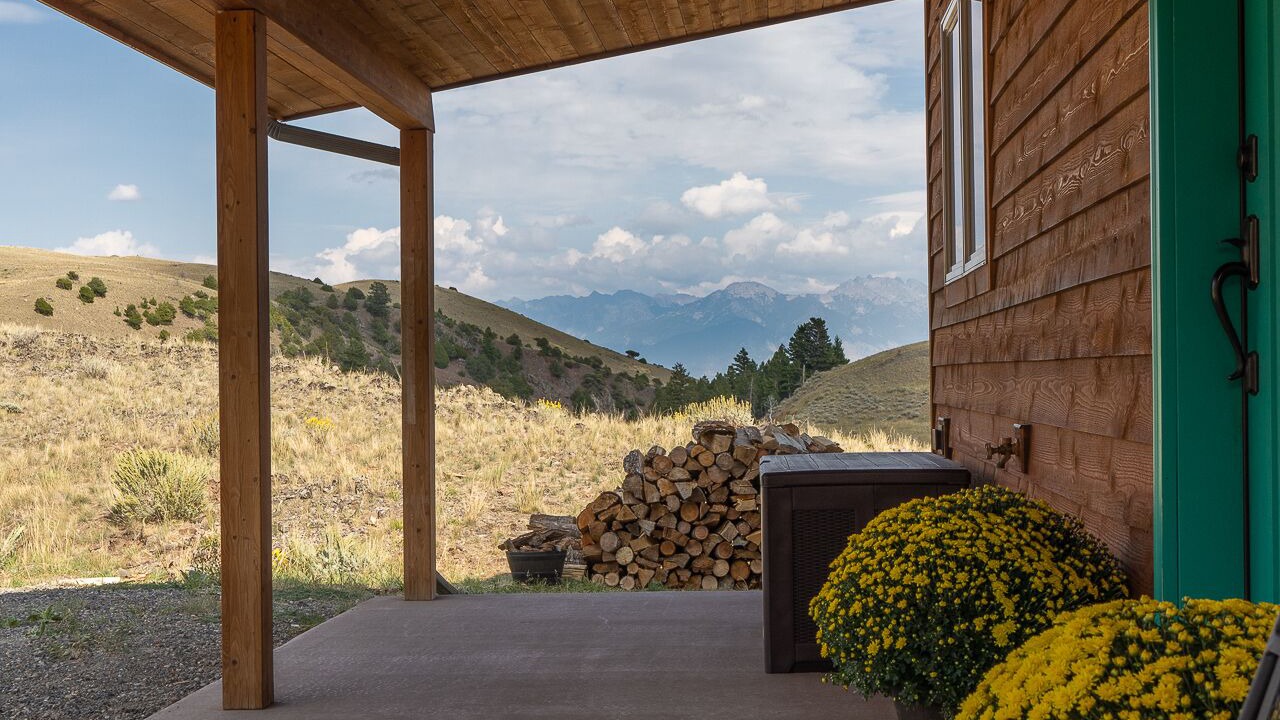 Photo of Patio Balcony in Emigrant