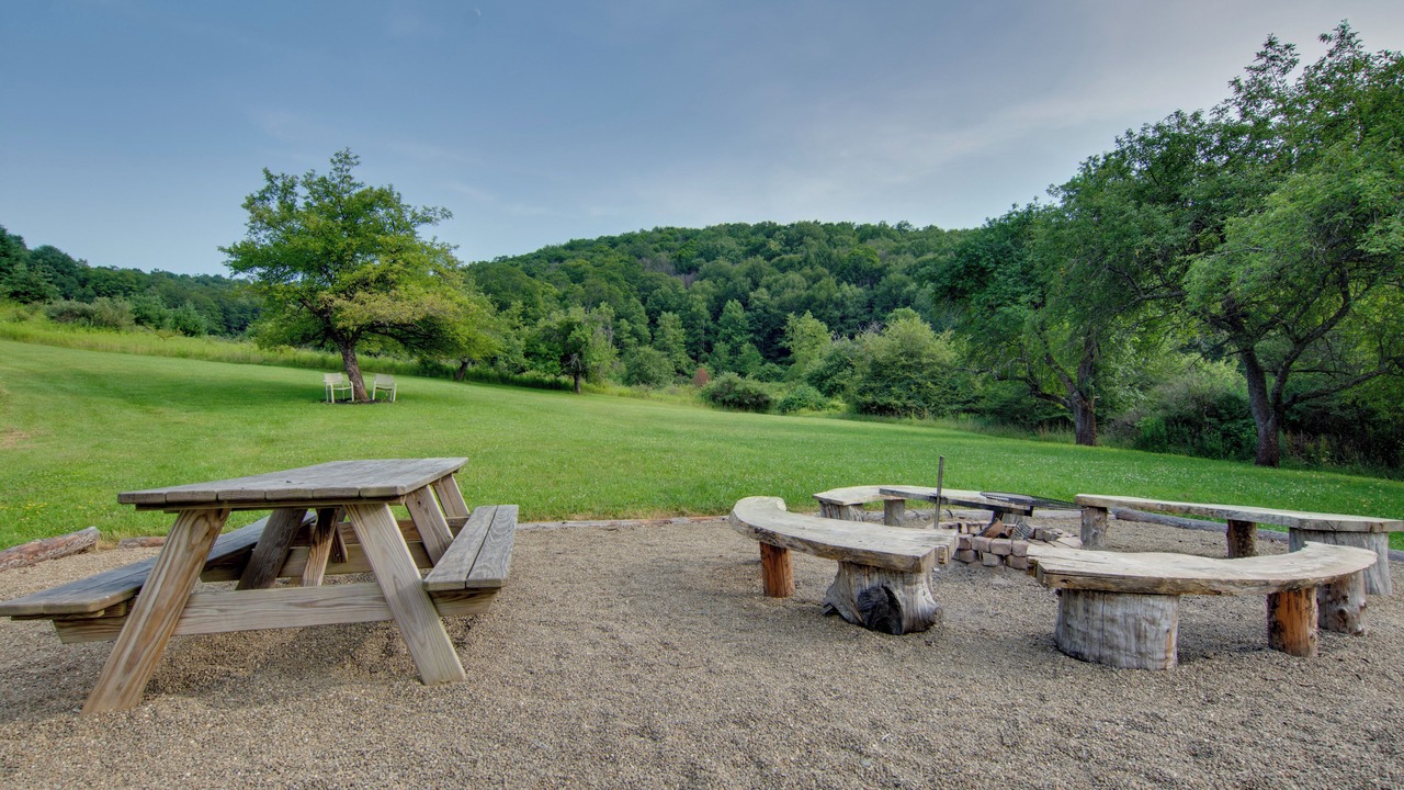 Photo of Outdoor in Turtlepoint