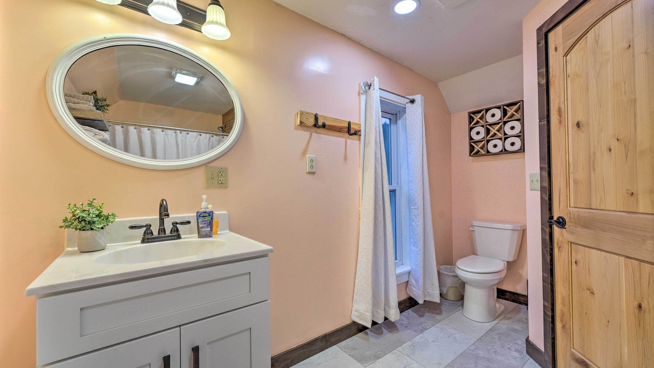 Photo of Bathroom in Turtlepoint