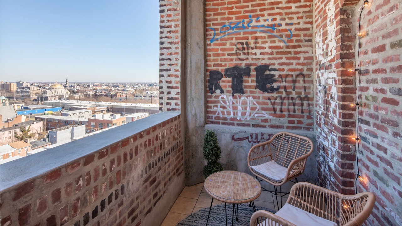 Photo of Patio Balcony in West Poplar