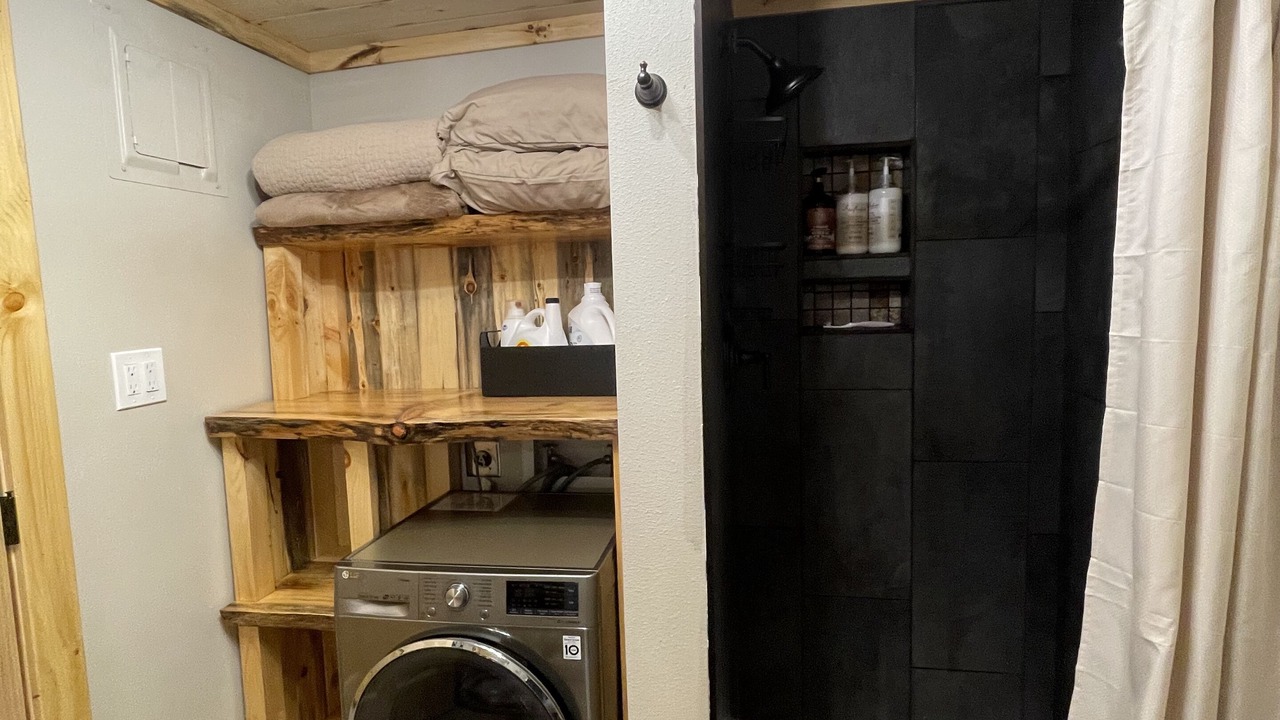 Photo of Bathroom in Saddlestring