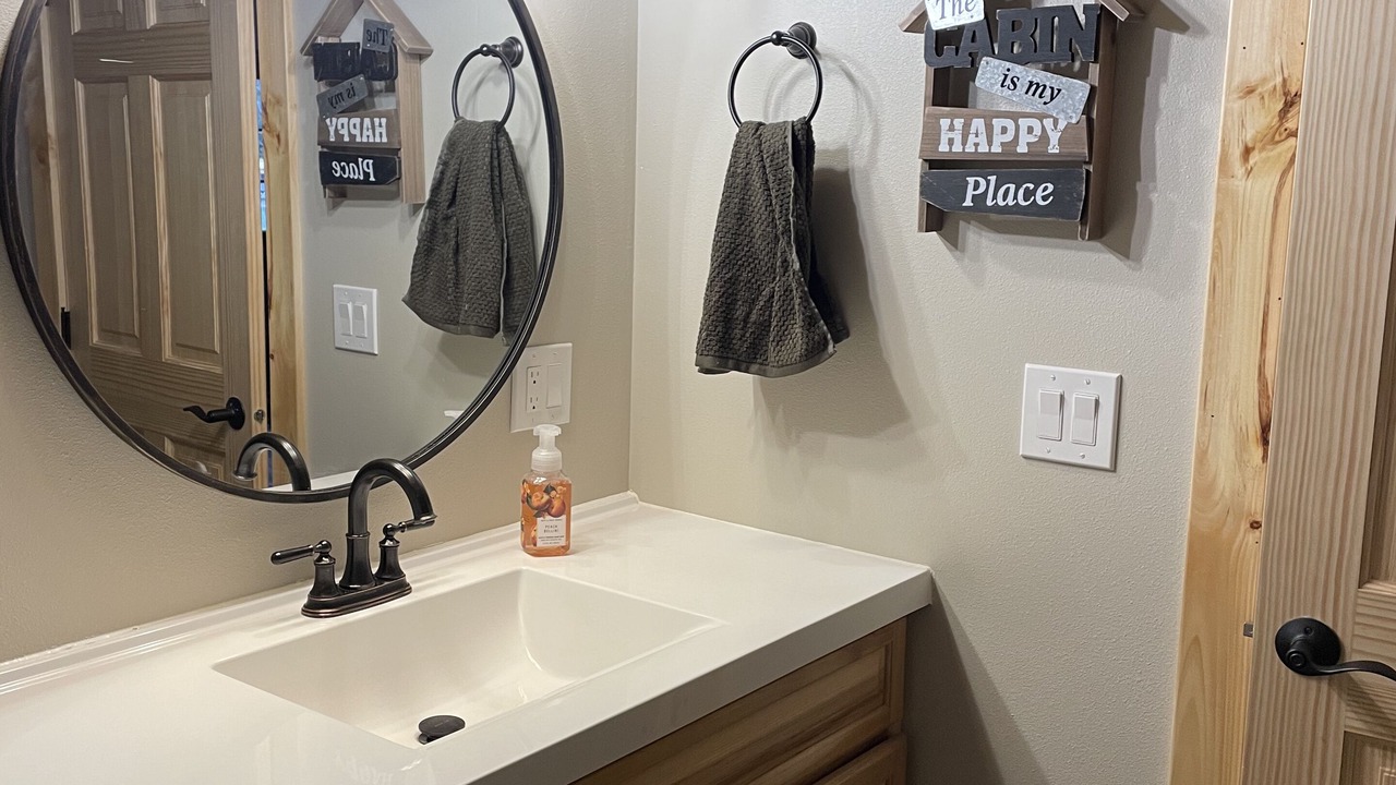 Photo of Bathroom in Saddlestring