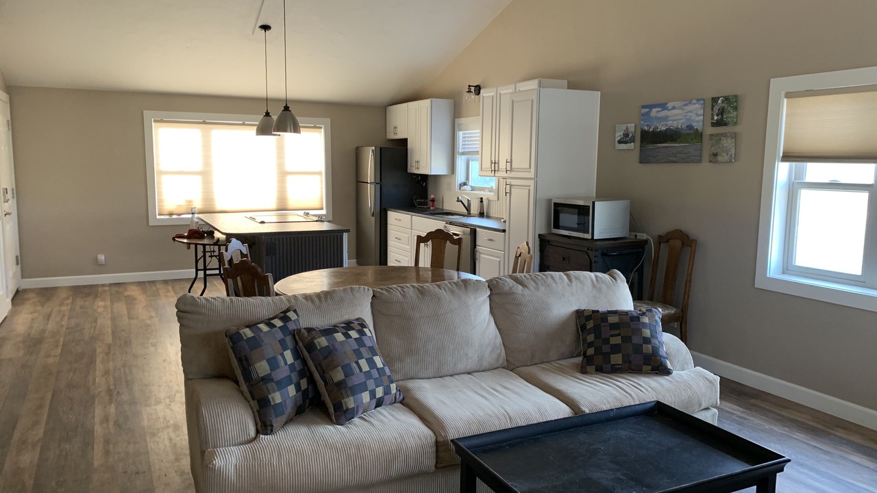 Photo of Livingroom in Jefferson City