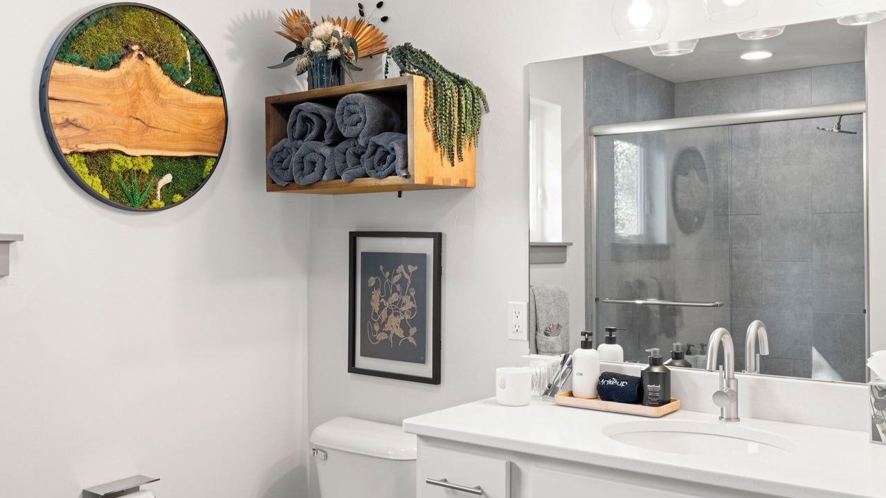 Photo of Bathroom in Four Corners