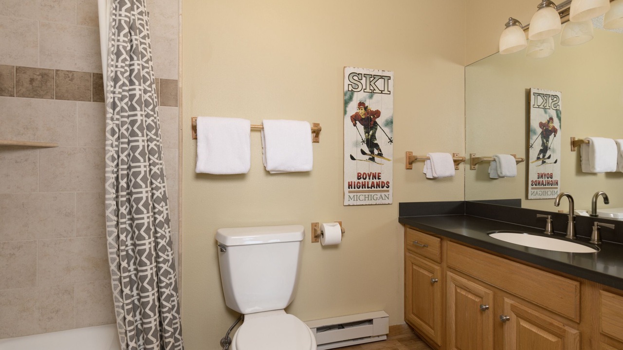 Photo of Bathroom in Big Horn