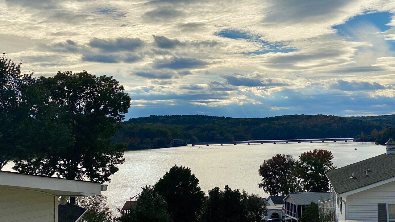 Photo of Others in New London