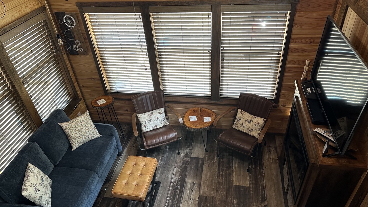 Photo of Livingroom in New London