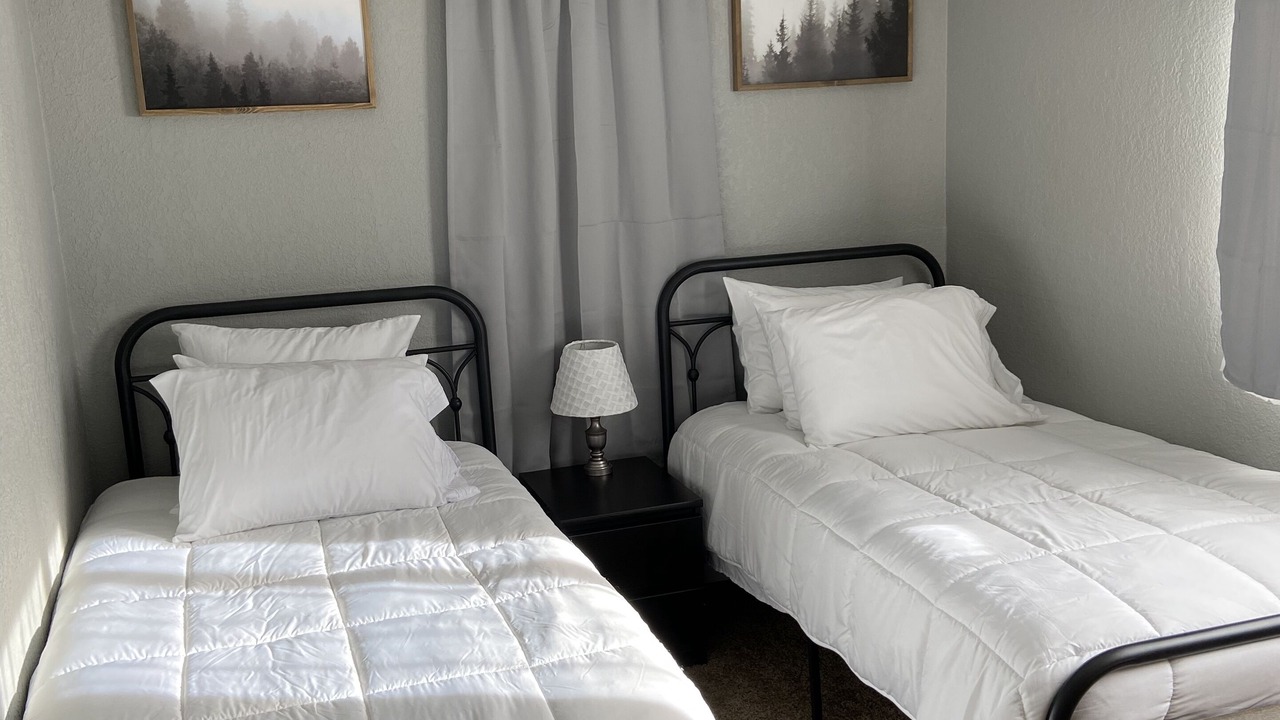 Photo of Bedroom in La Grande