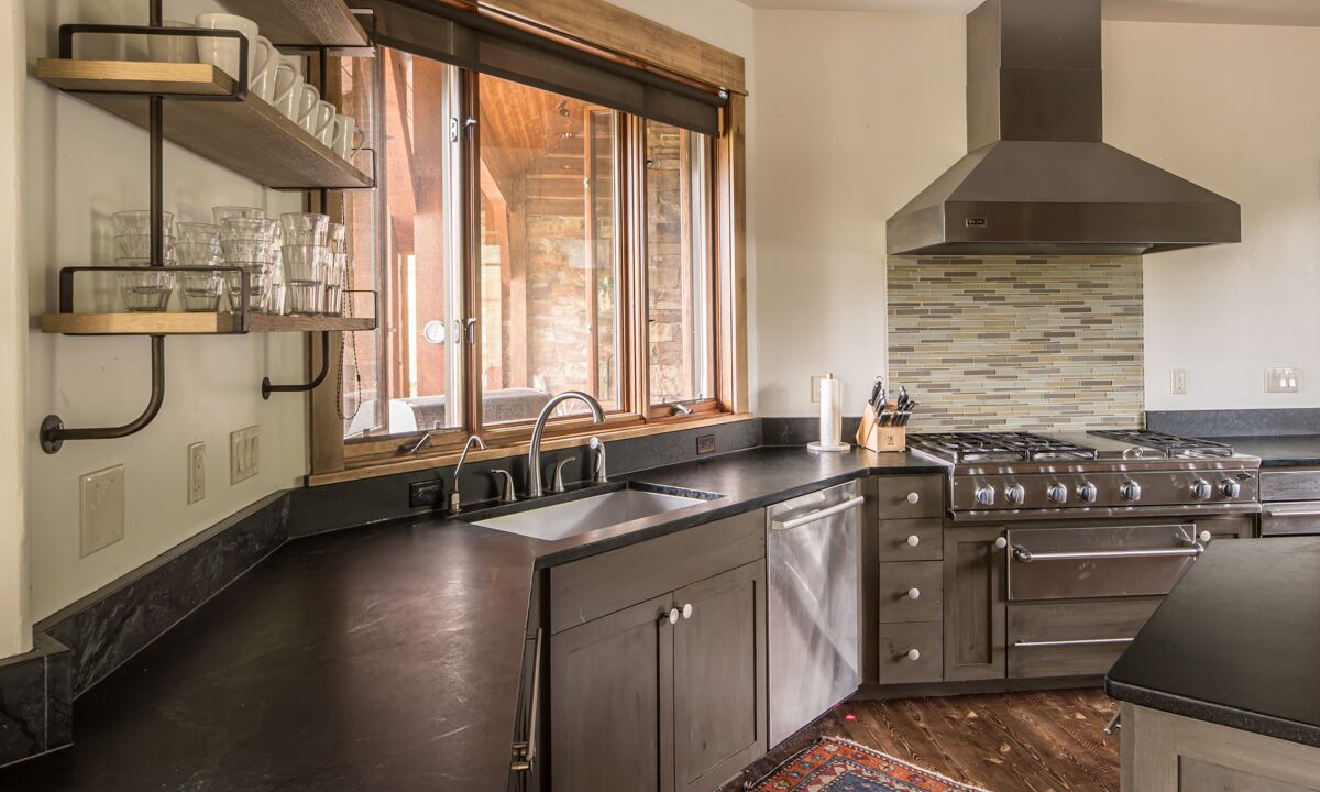 Photo of Kitchen in Spanish Peaks