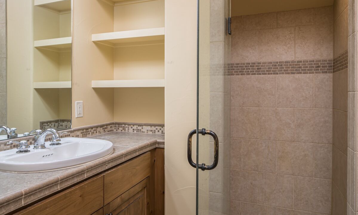 Photo of Bathroom in Spanish Peaks