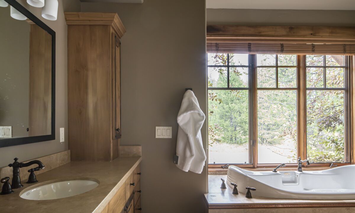 Photo of Bathroom in Spanish Peaks